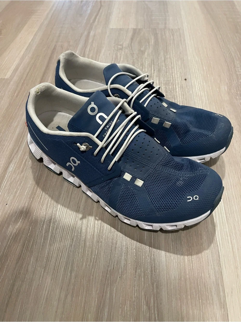 On Running women Cloud Running Sneakers - Navy with White Accents - Picture 1 of 6
